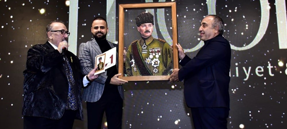 Emrullah Turanlı; “Bir daha Atatürk portresi ve tabloları gelir amaçlı gecelerde satılmasın”