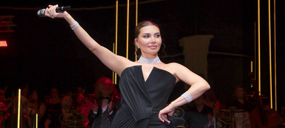 EBRU YAŞAR’DAN SENFONİ RÜZGARI: 